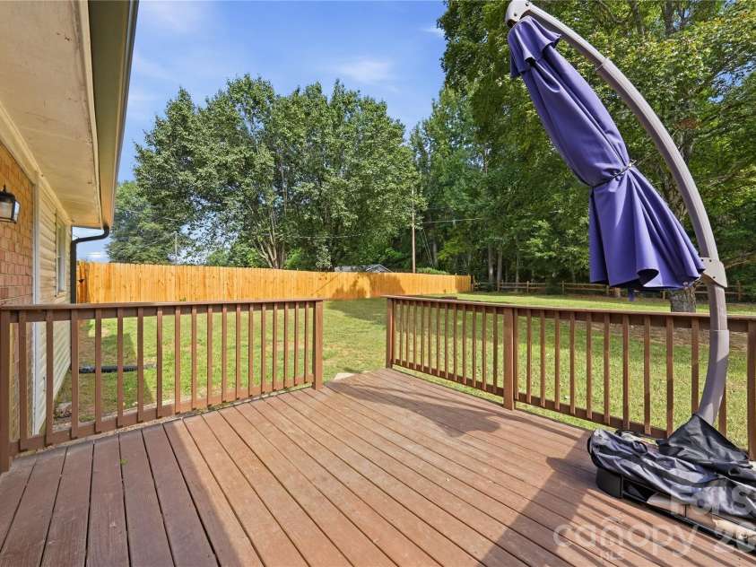 2626 Fairgreen Drive, Gastonia, NC 28056.  MLS# CAR4423810, YatesRealty ID 51740. 