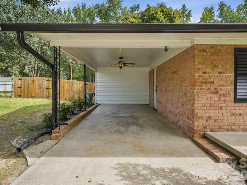 2626 Fairgreen Drive, Gastonia, NC 28056.  MLS# CAR4423810, YatesRealty ID 51740. 