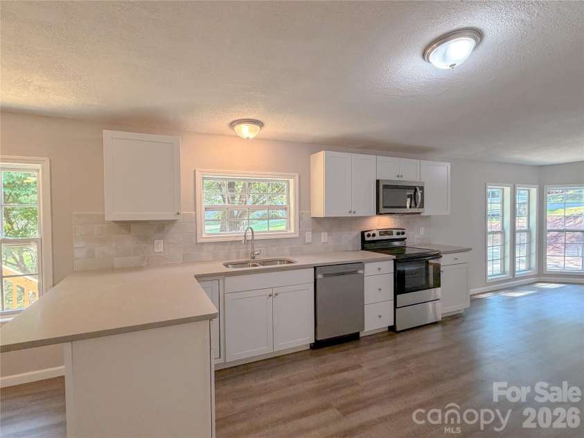 3363 Stony Brook Circle, Newton, NC 28658.  MLS# CAR4423827, YatesRealty ID 51743. 