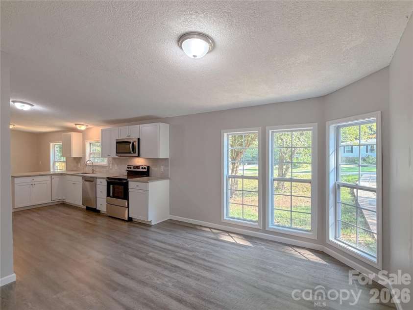 3363 Stony Brook Circle, Newton, NC 28658.  MLS# CAR4423827, YatesRealty ID 51743. 