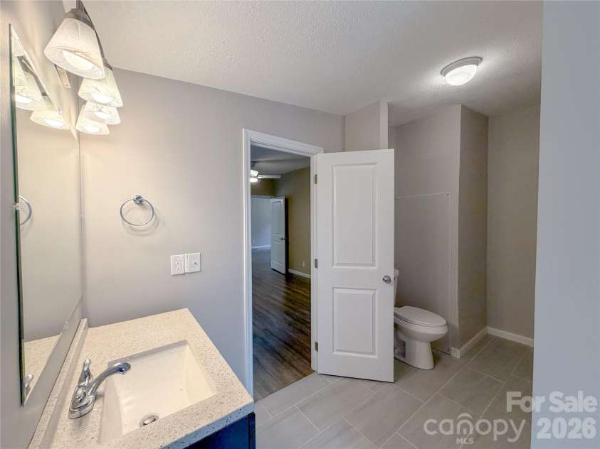 3363 Stony Brook Circle, Newton, NC 28658.  MLS# CAR4423827, YatesRealty ID 51743. 