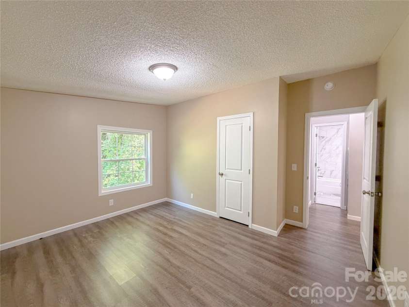 3363 Stony Brook Circle, Newton, NC 28658.  MLS# CAR4423827, YatesRealty ID 51743. 