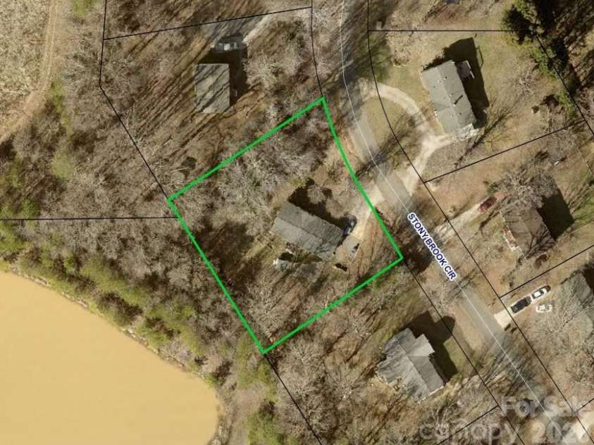 3363 Stony Brook Circle, Newton, NC 28658.  MLS# CAR4423827, YatesRealty ID 51743. 