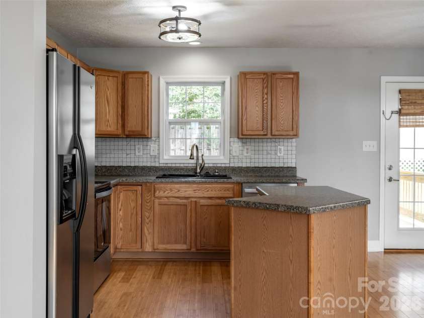 151 Newberry Drive, Fletcher, NC 28732.  MLS# CAR4426266, YatesRealty ID 51745. 