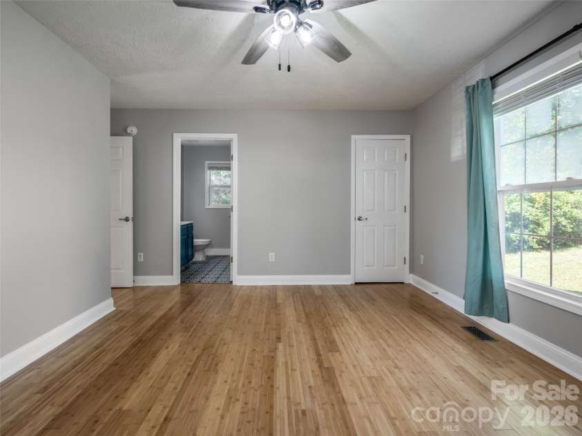 151 Newberry Drive, Fletcher, NC 28732.  MLS# CAR4426266, YatesRealty ID 51745. 