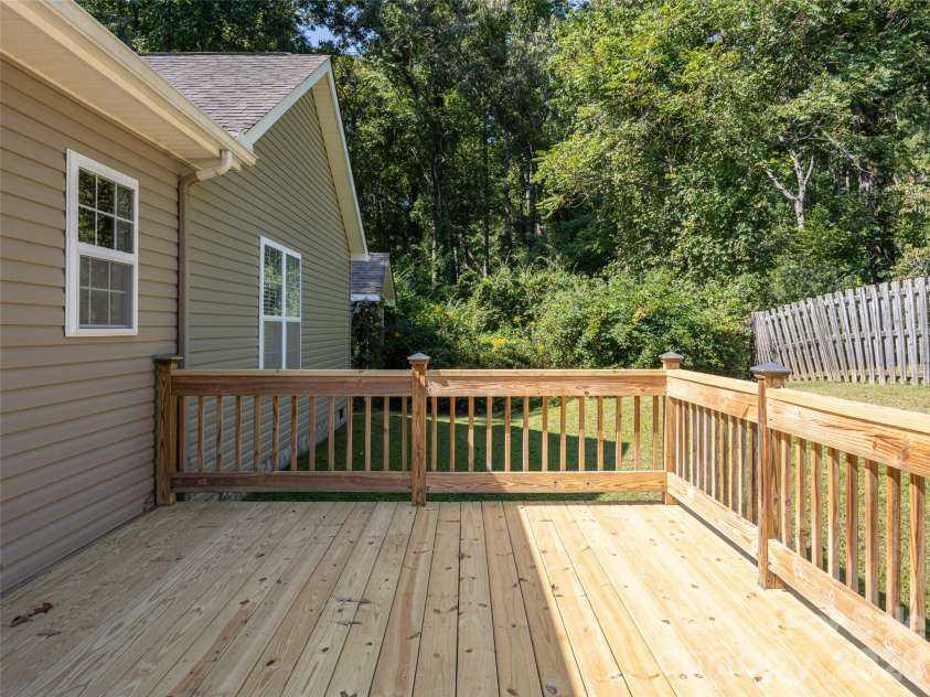 151 Newberry Drive, Fletcher, NC 28732.  MLS# CAR4426266, YatesRealty ID 51745. 