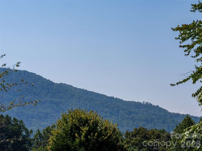 151 Newberry Drive, Fletcher, NC 28732.  MLS# CAR4426266, YatesRealty ID 51745. 