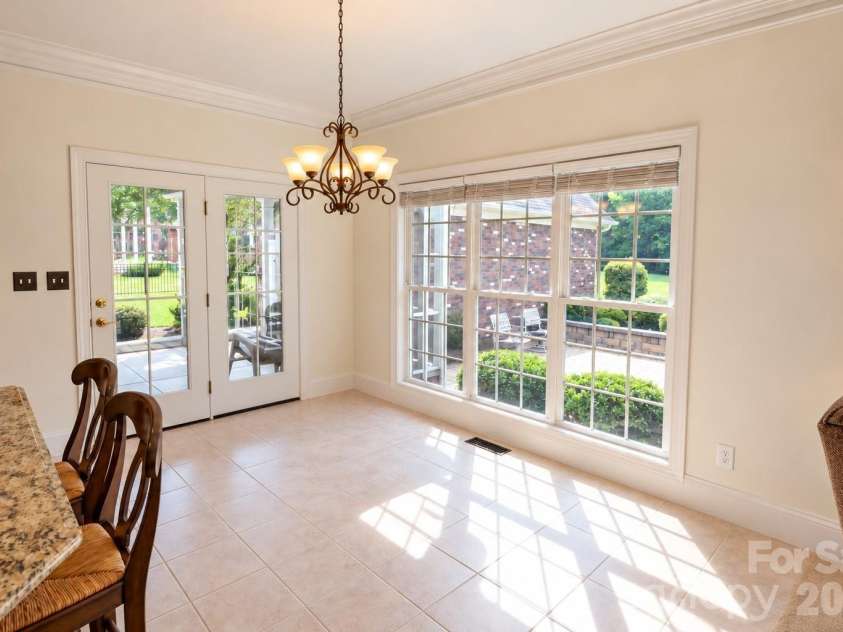 1927 Windmere Drive, Monroe, NC 28110.  MLS# CAR4418853, YatesRealty ID 51747. Dining area adjacent to the kitchen for breakfast and casual dining