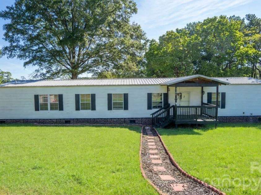 9159 Gold Hill Road, Mount Pleasant, NC 28124.  MLS# CAR4426264, YatesRealty ID 51748. 