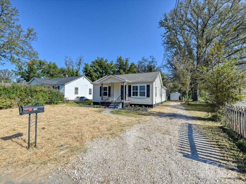 350 Orr Drive, Rock Hill, SC 29730.  MLS# CAR4212606, YatesRealty ID 5175. 
