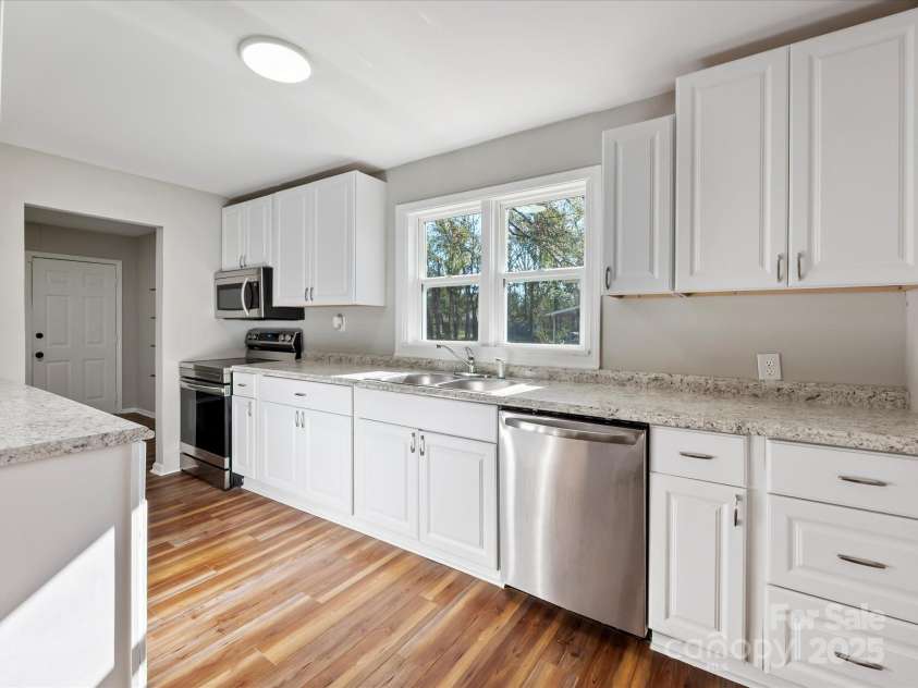 350 Orr Drive, Rock Hill, SC 29730.  MLS# CAR4212606, YatesRealty ID 5175. 