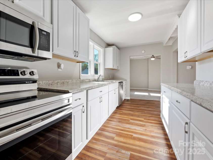 350 Orr Drive, Rock Hill, SC 29730.  MLS# CAR4212606, YatesRealty ID 5175. 
