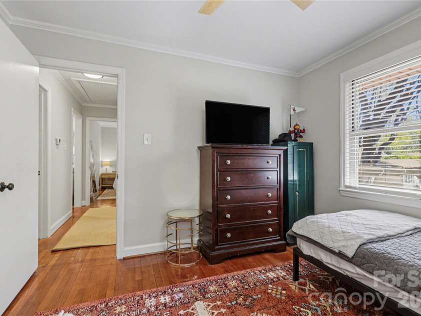 4417 Collingwood Drive, Charlotte, NC 28209.  MLS# CAR4359003, YatesRealty ID 5175. 