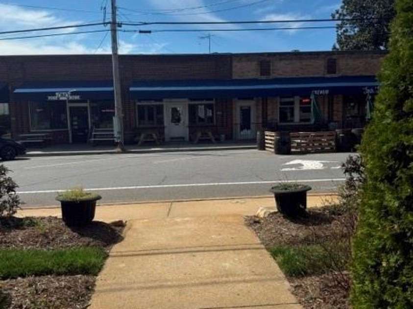 308 Green Street, Morganton, NC 28655.  MLS# CAR4426276, YatesRealty ID 51752. 