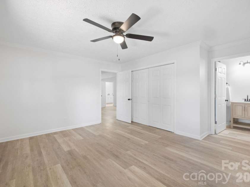 3231 Frazier Drive, Claremont, NC 28610.  MLS# CAR4426163, YatesRealty ID 51753. 