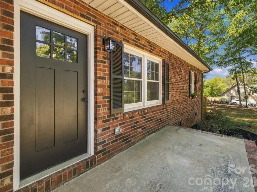 3231 Frazier Drive, Claremont, NC 28610.  MLS# CAR4426163, YatesRealty ID 51753. 
