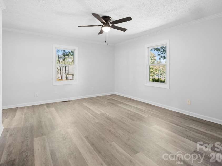 3231 Frazier Drive, Claremont, NC 28610.  MLS# CAR4426163, YatesRealty ID 51753. Primary Bedroom