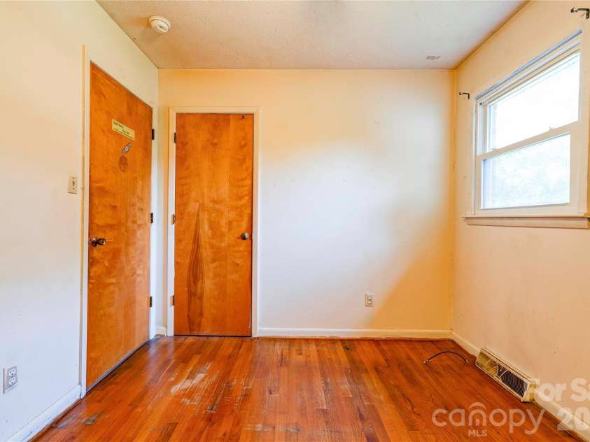 720 Levi Street, Shelby, NC 28152.  MLS# CAR4413161, YatesRealty ID 51754. 4th Bedroom
