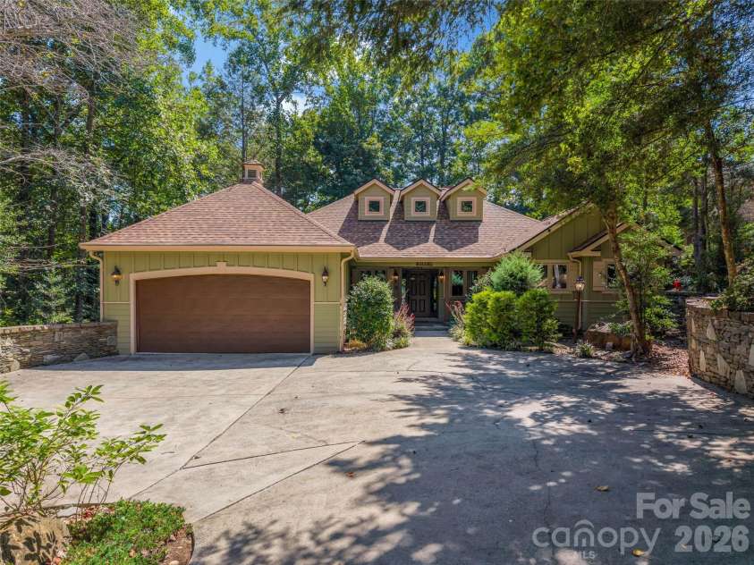 361 Lurewoods Manor Drive, Lake Lure, NC 28746.  MLS# CAR4426279, YatesRealty ID 51756. 
