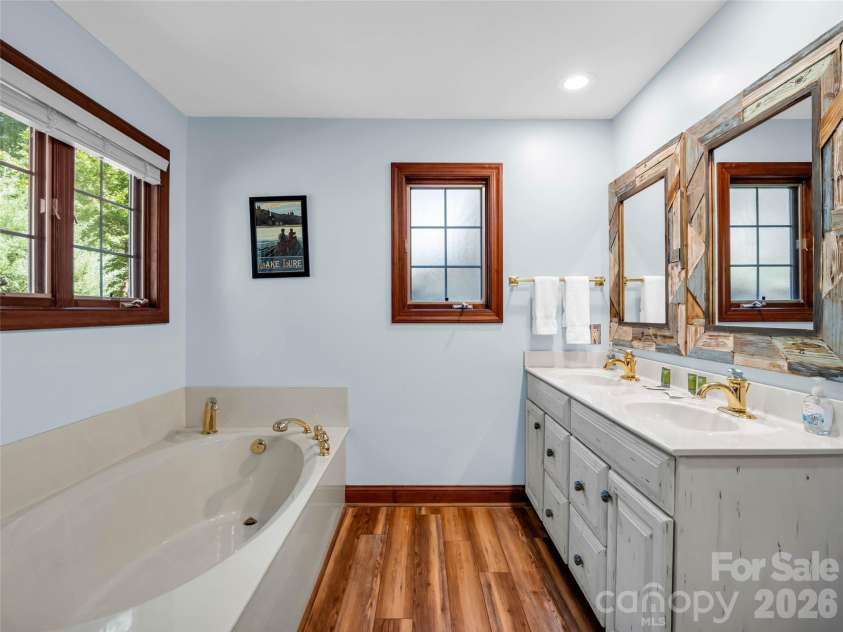 361 Lurewoods Manor Drive, Lake Lure, NC 28746.  MLS# CAR4426279, YatesRealty ID 51756. 