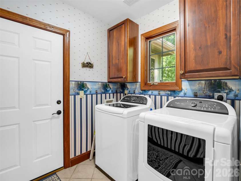 361 Lurewoods Manor Drive, Lake Lure, NC 28746.  MLS# CAR4426279, YatesRealty ID 51756. 