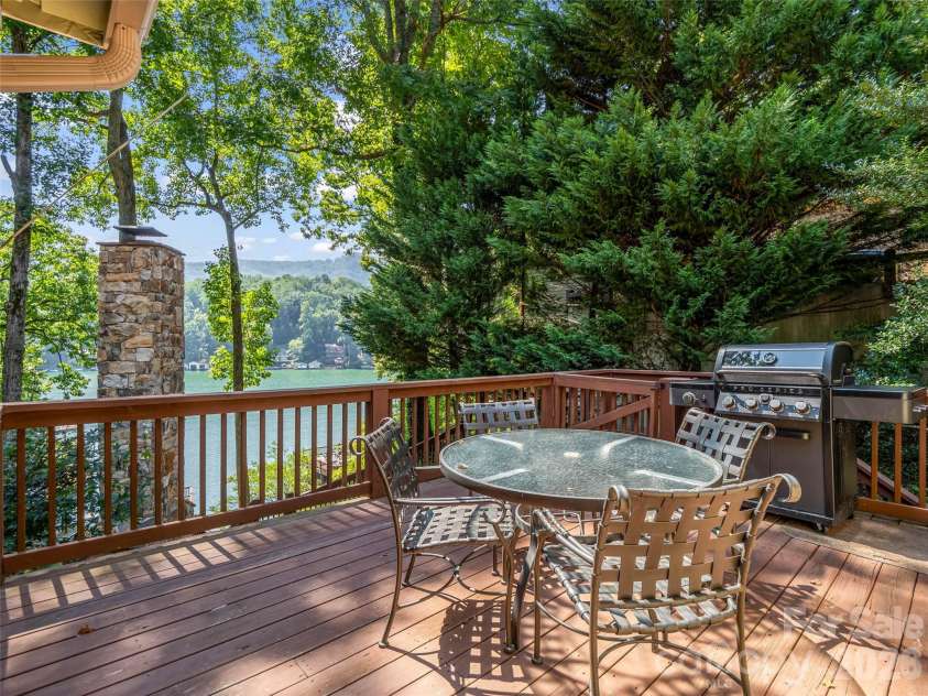 361 Lurewoods Manor Drive, Lake Lure, NC 28746.  MLS# CAR4426279, YatesRealty ID 51756. 