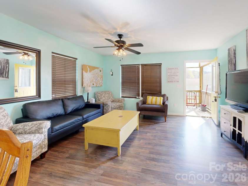 47 Rosman Trail, Rosman, NC 28772.  MLS# CAR4425346, YatesRealty ID 51757. 