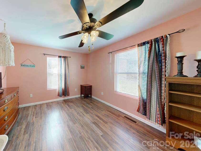 47 Rosman Trail, Rosman, NC 28772.  MLS# CAR4425346, YatesRealty ID 51757. 