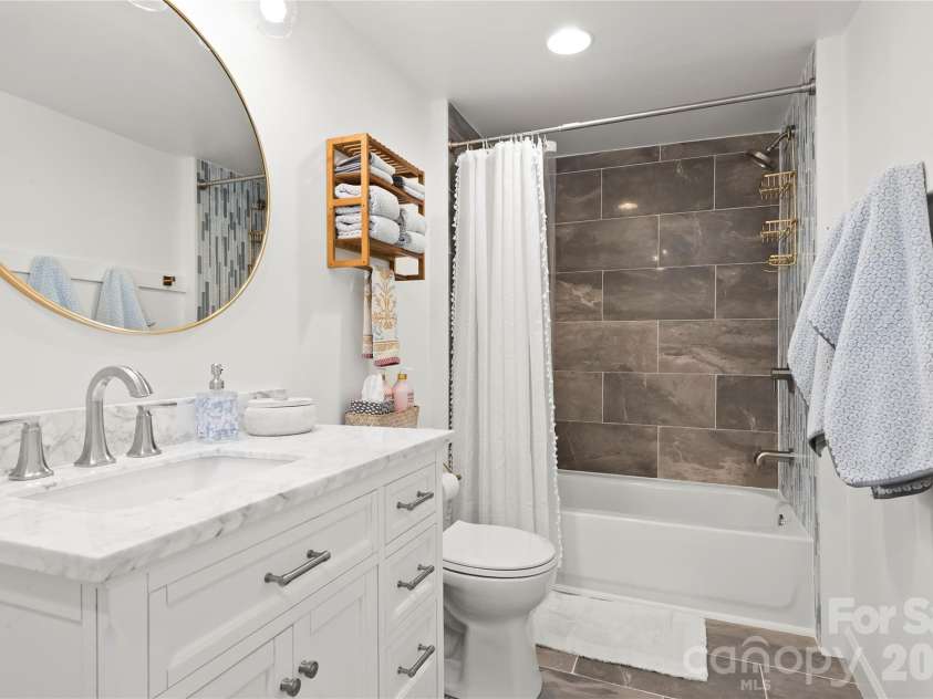 121 Sugar Cove Road, Weaverville, NC 28787.  MLS# CAR4424833, YatesRealty ID 51764. 