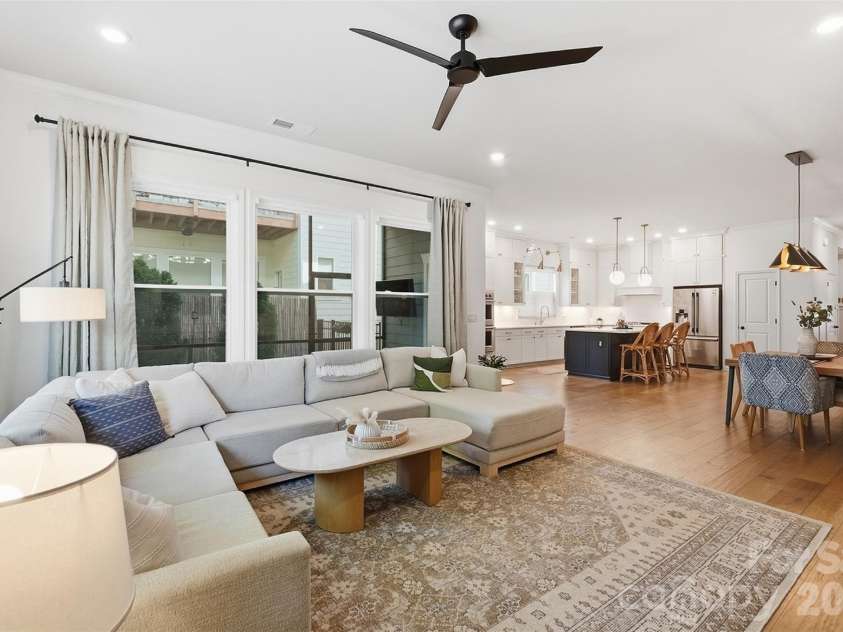 1213 Drummond Avenue, Charlotte, NC 28205.  MLS# CAR4424341, YatesRealty ID 51766. 