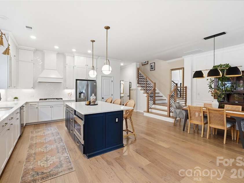 1213 Drummond Avenue, Charlotte, NC 28205.  MLS# CAR4424341, YatesRealty ID 51766. 