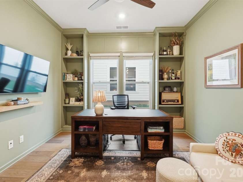 1213 Drummond Avenue, Charlotte, NC 28205.  MLS# CAR4424341, YatesRealty ID 51766. 