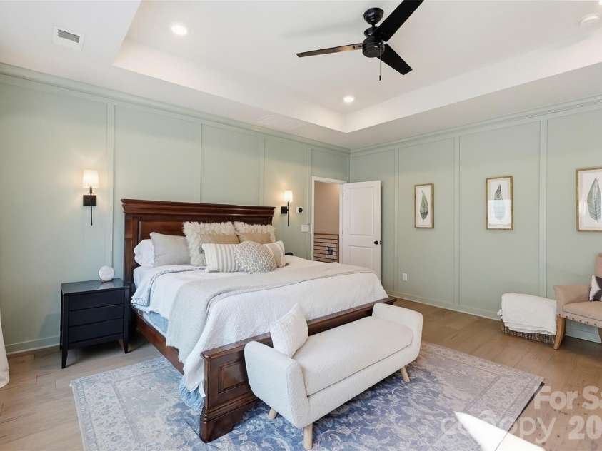 1213 Drummond Avenue, Charlotte, NC 28205.  MLS# CAR4424341, YatesRealty ID 51766. 