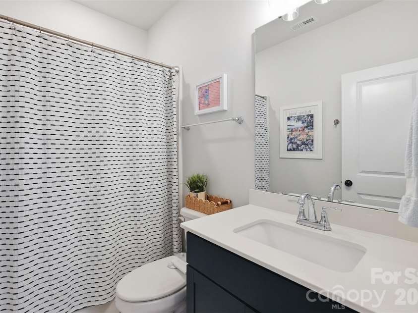 1213 Drummond Avenue, Charlotte, NC 28205.  MLS# CAR4424341, YatesRealty ID 51766. 