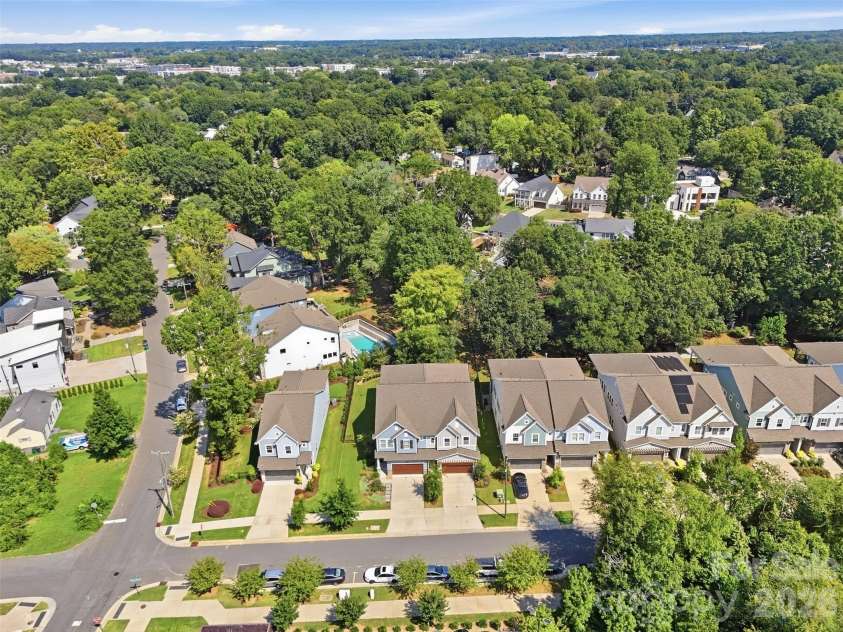 1213 Drummond Avenue, Charlotte, NC 28205.  MLS# CAR4424341, YatesRealty ID 51766. 