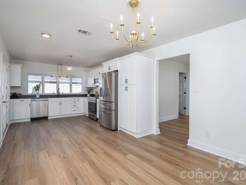 313 Willis Road, Dallas, NC 28034.  MLS# CAR4424166, YatesRealty ID 51767. 