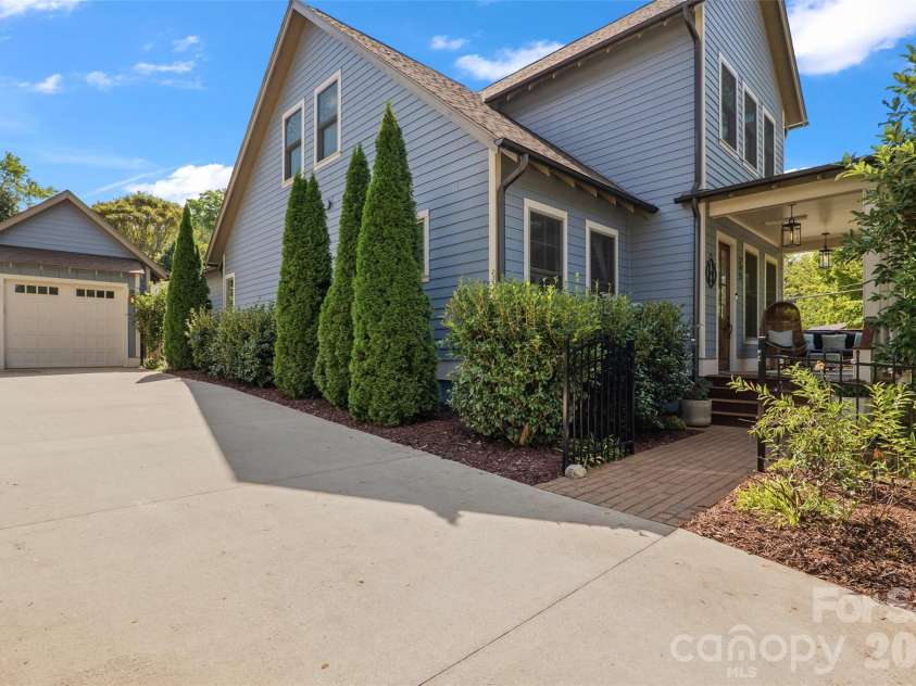 245 Rice Street, Brevard, NC 28712.  MLS# CAR4425712, YatesRealty ID 51775. 