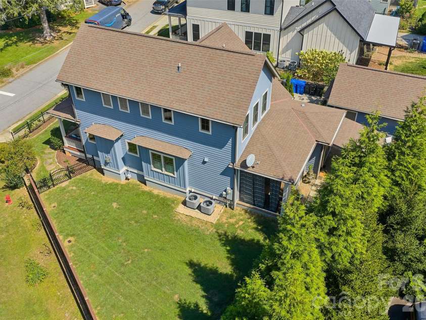 245 Rice Street, Brevard, NC 28712.  MLS# CAR4425712, YatesRealty ID 51775. 