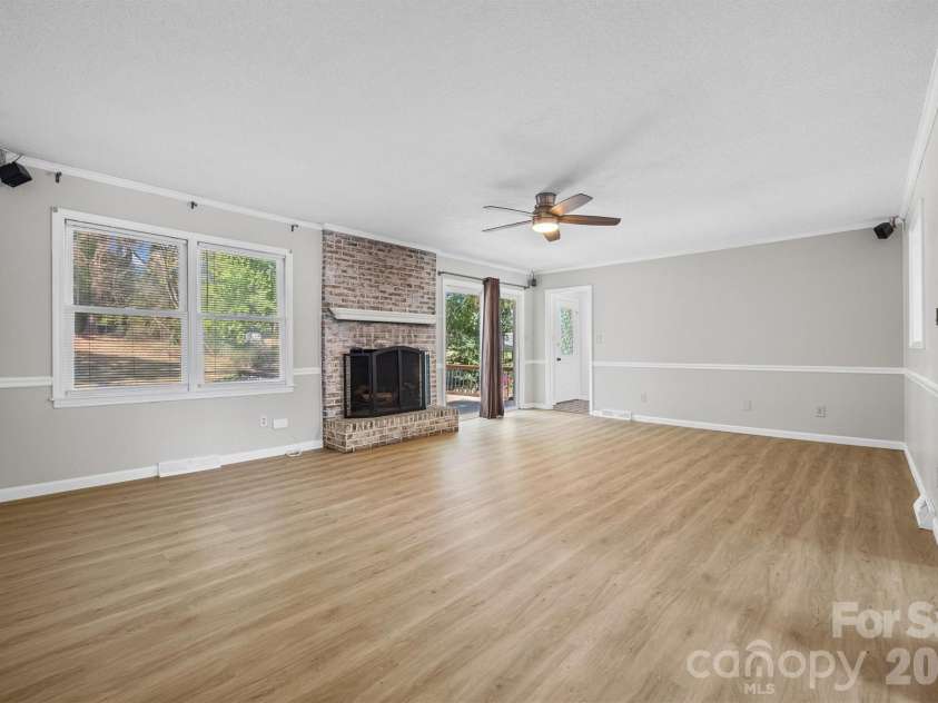 2021 Downey Street, Rock Hill, SC 29732.  MLS# CAR4424319, YatesRealty ID 51776. 
