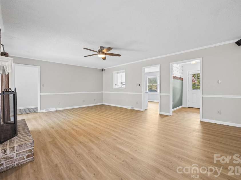 2021 Downey Street, Rock Hill, SC 29732.  MLS# CAR4424319, YatesRealty ID 51776. 