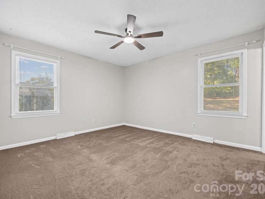 2021 Downey Street, Rock Hill, SC 29732.  MLS# CAR4424319, YatesRealty ID 51776. 