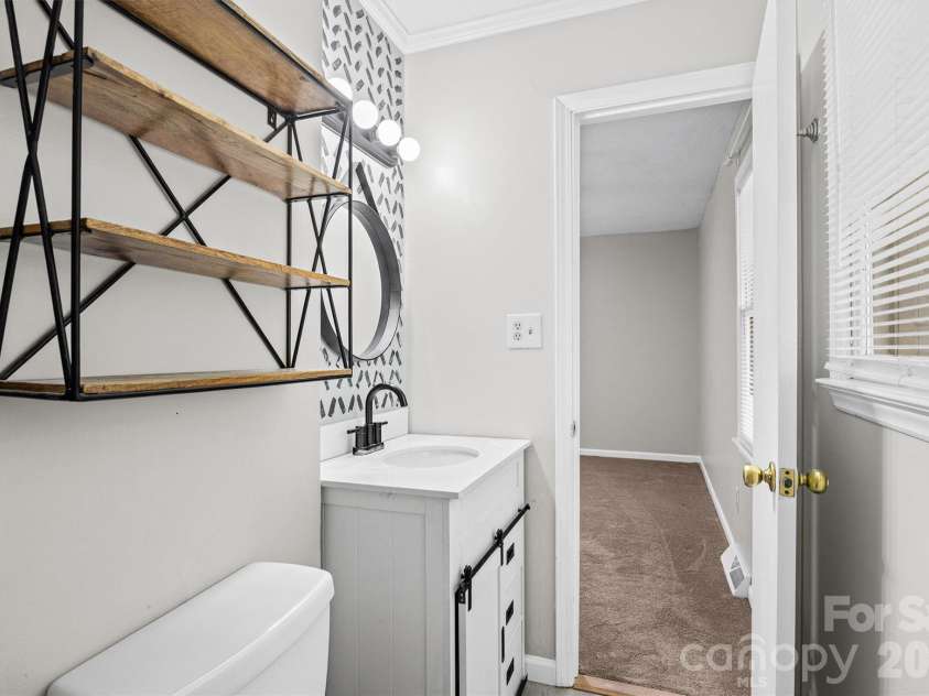 2021 Downey Street, Rock Hill, SC 29732.  MLS# CAR4424319, YatesRealty ID 51776. 
