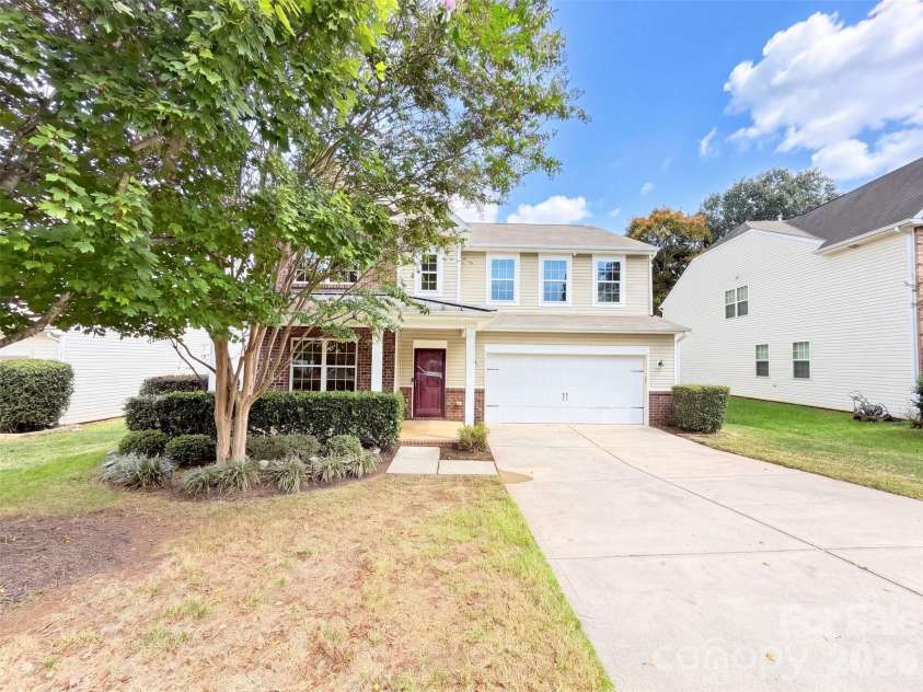 7230 Kinley Commons Lane, Charlotte, NC 28278.  MLS# CAR4426308, YatesRealty ID 51777. 