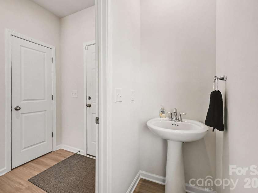 112 Rooster Tail Lane, Troutman, NC 28166.  MLS# CAR4426214, YatesRealty ID 51779. 
