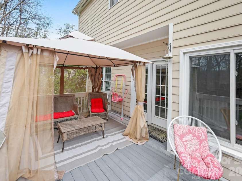 2518 Pimpernel Road, Charlotte, NC 28213.  MLS# CAR4355218, YatesRealty ID 5178. 