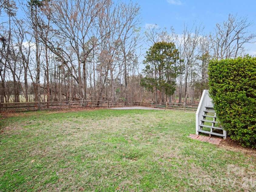 2518 Pimpernel Road, Charlotte, NC 28213.  MLS# CAR4355218, YatesRealty ID 5178. 