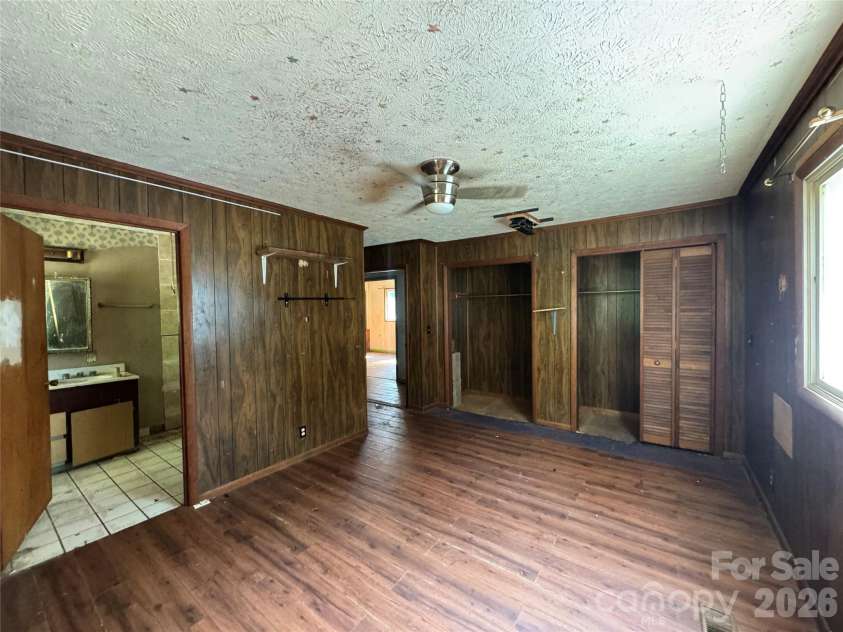 49 Burley Drive, Waynesville, NC 28786.  MLS# CAR4426282, YatesRealty ID 51780. 