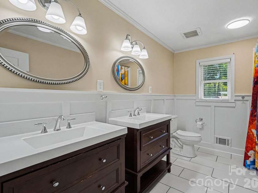 540 Harvell Drive, Concord, NC 28025.  MLS# CAR4426194, YatesRealty ID 51783. 