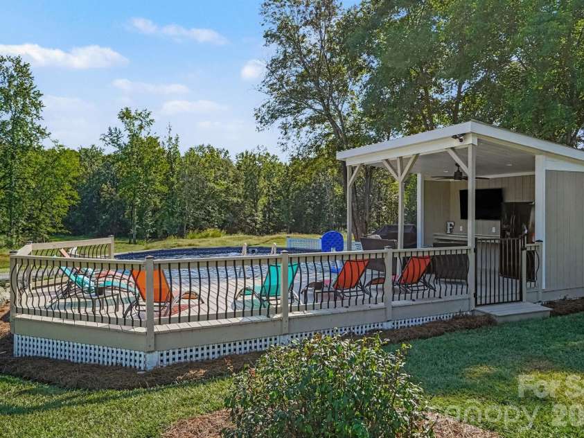 540 Harvell Drive, Concord, NC 28025.  MLS# CAR4426194, YatesRealty ID 51783. 