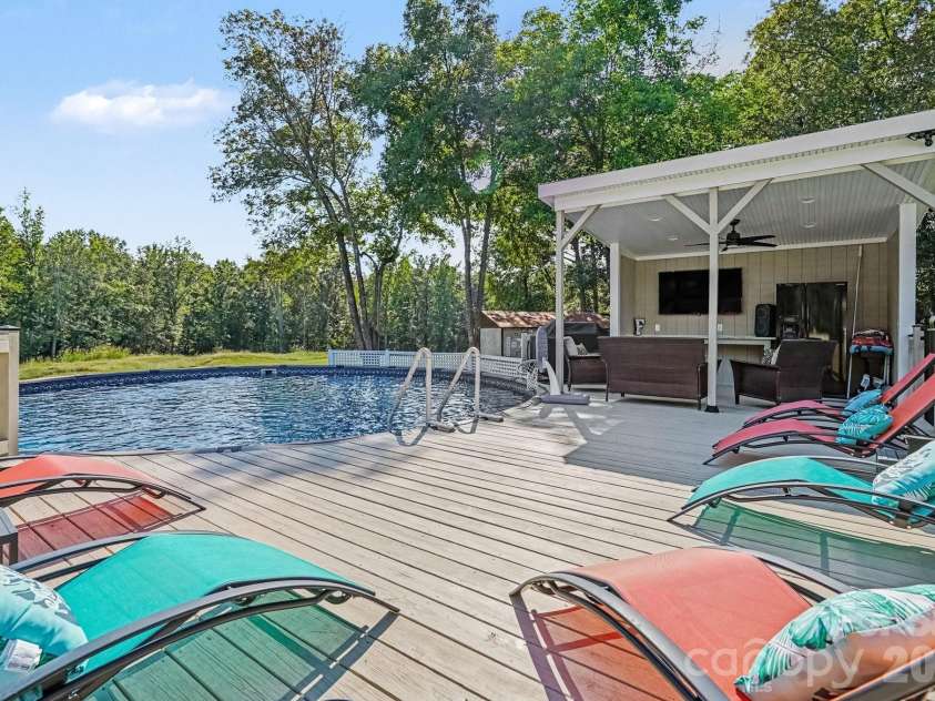 540 Harvell Drive, Concord, NC 28025.  MLS# CAR4426194, YatesRealty ID 51783. 